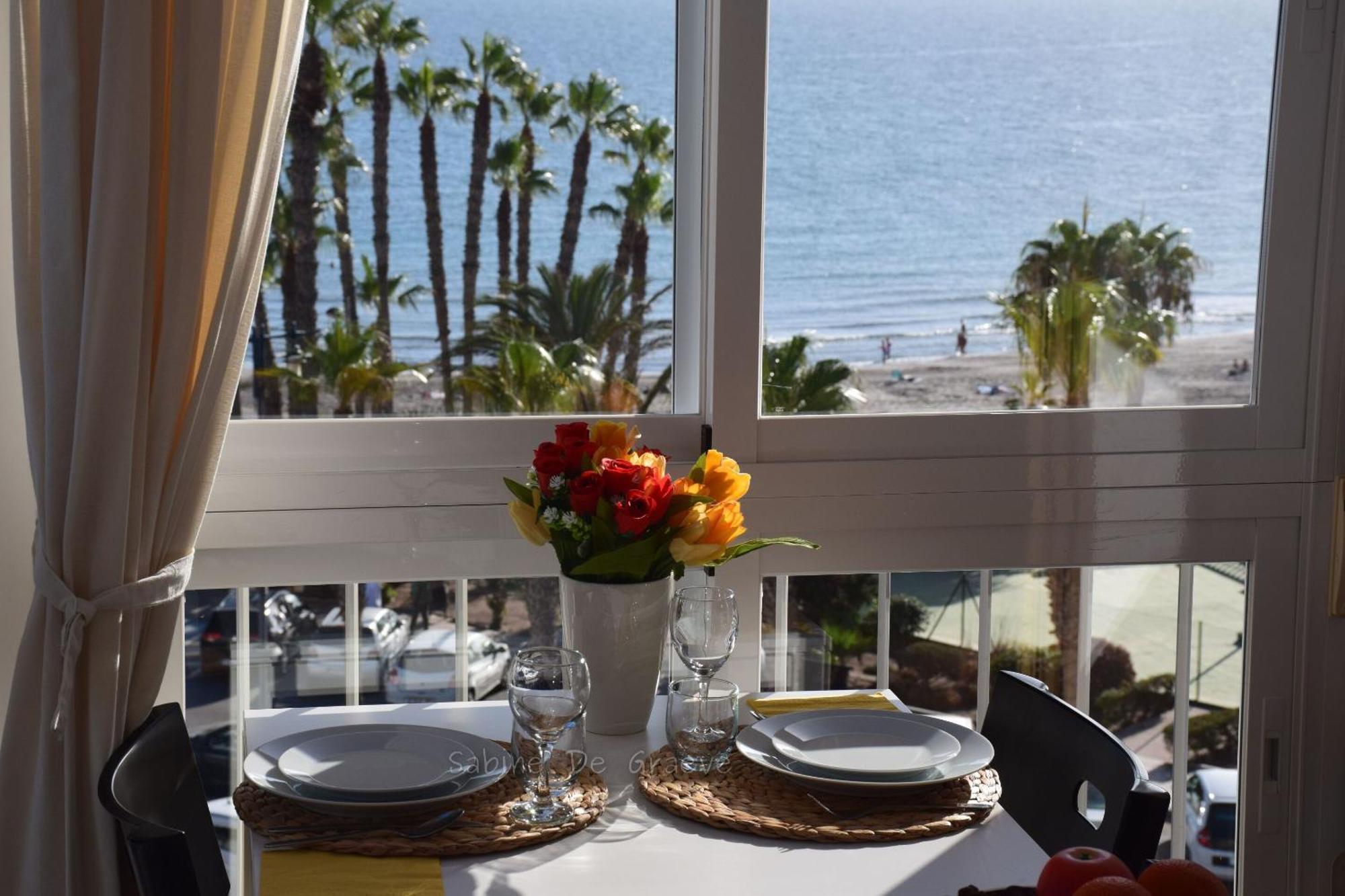 Nest By The Sea Wake Up With Ocean Views In Every Ruselo R408 * Torrox
